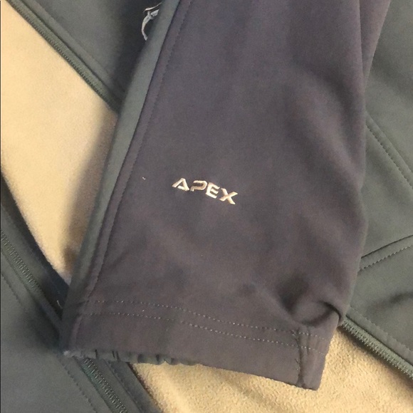 The North Face Apex Limited Edition Jacket - Picture 3 of 5